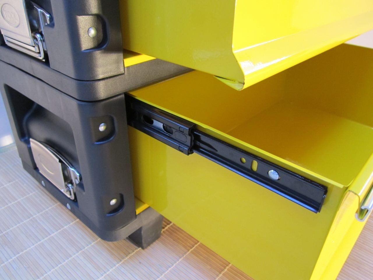 ASS Carrello porta attrezzi XL Tipo B305BBCC -> ora con il fermo cassetto e serratura