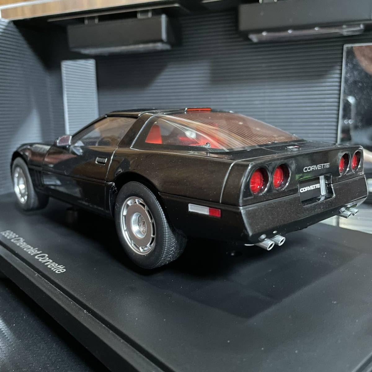 Amazon.co.jp: 激レア！未展示品 オートアート1/18 シボレーコルベット 