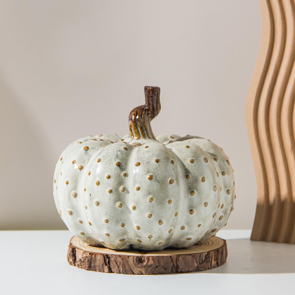 Lifelike Beige Pumpkin-Shaped Desktop Decor Made of White Pottery, Classic Design Tabletop Adornment for Photo Decoration and Flower Pot Landscape Decoration