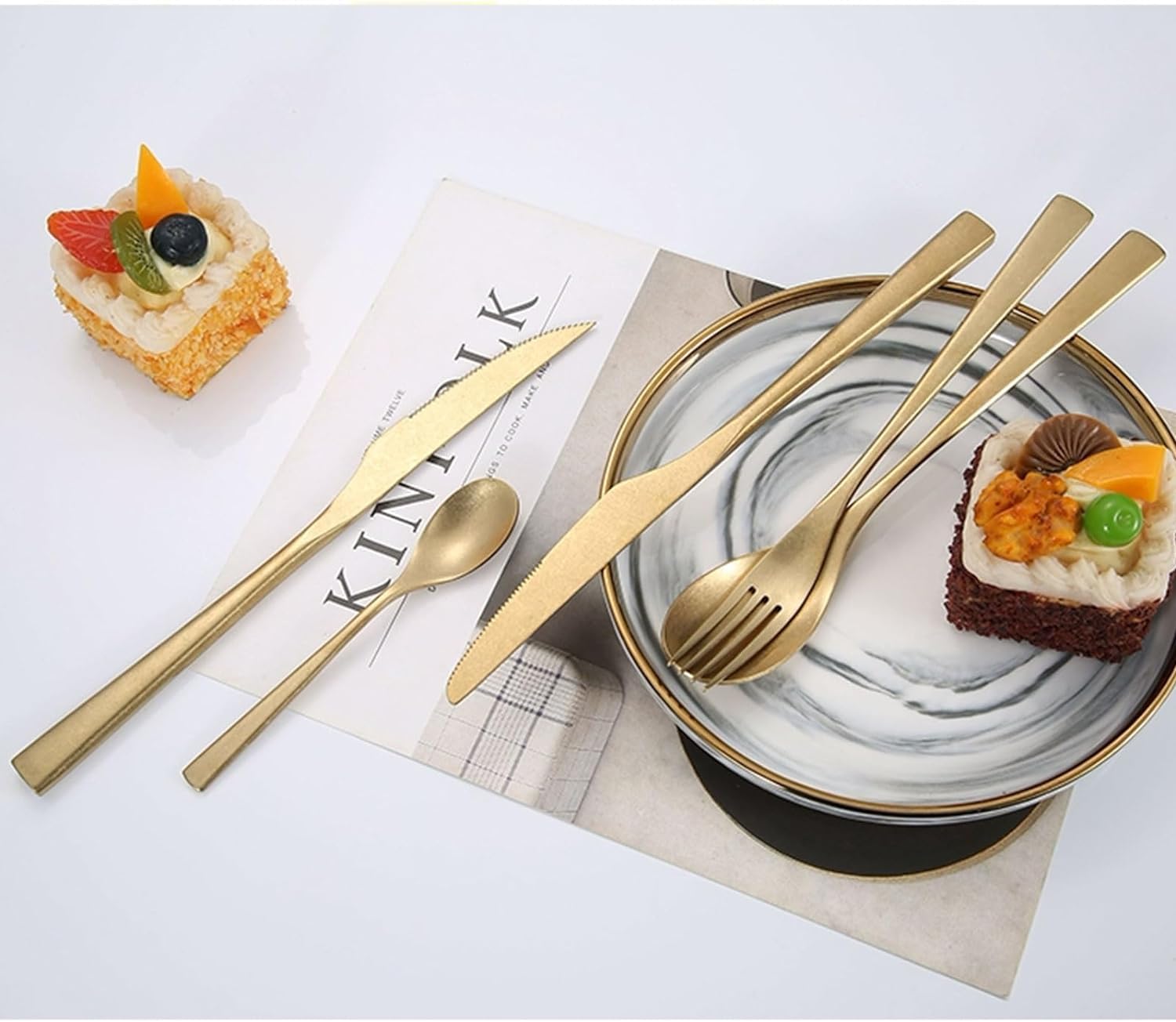 Rieort Ensemble de Couverts 4 pièces Couteau Fourchette cuillère en Acier Inoxydable fourchettes à dîner Ensemble d'argenterie réutilisable Couteaux à dîner cuillères de Table de Cuisine