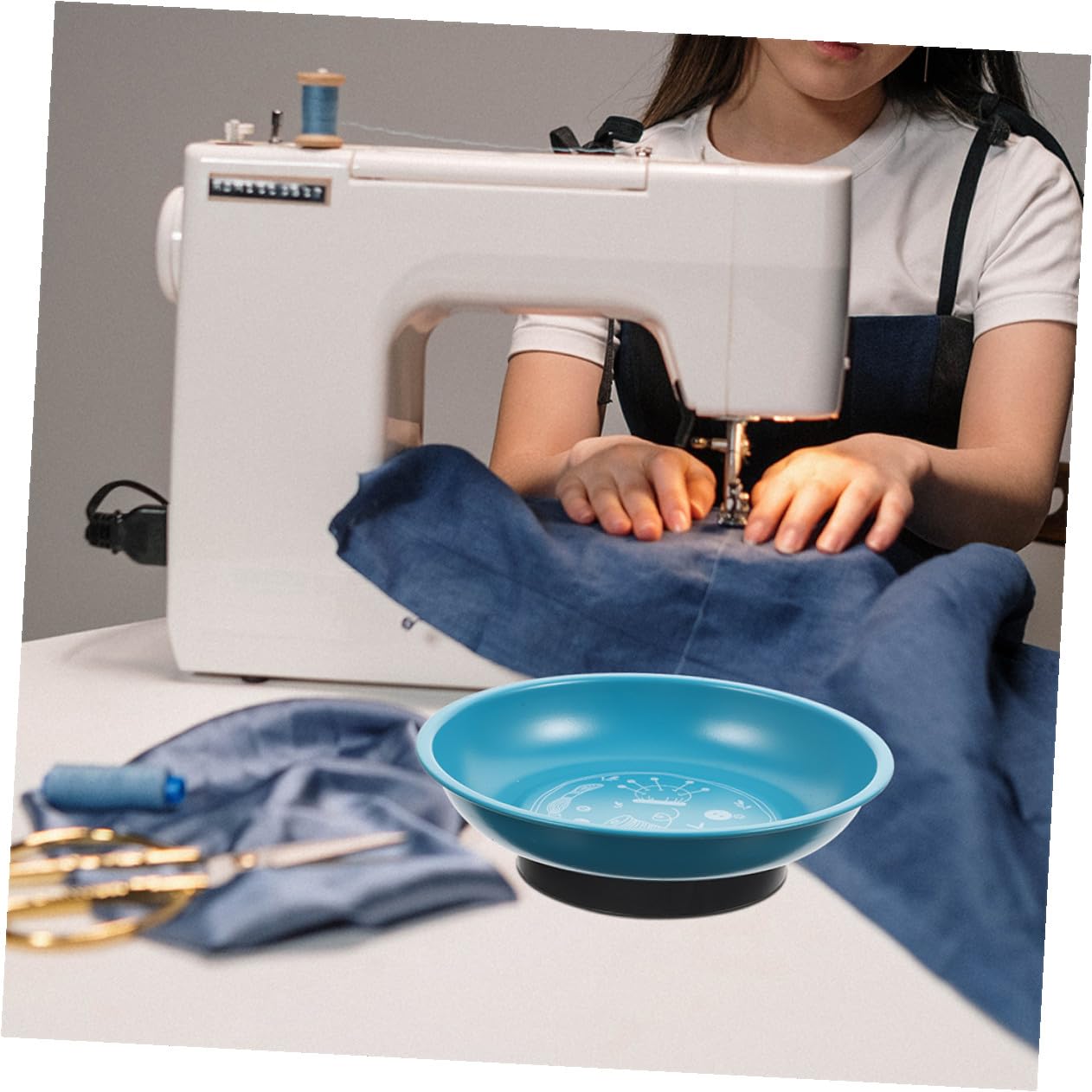 WOONEKY Porta Aghi Magnetico e Ciotola Magnetica per Cucito 2 Pezzi (Blu e Giallo) per Amanti del Quilting e Cucito Casa, Custode Spilli Facile da Trasportare e Raccolta Spilli Ordinata