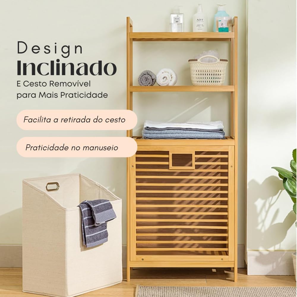Banqueta vista de frente, com parede clara, piso de madeira, tapete claro e planta decorativa ao lado direito. Banqueta vista de frente, com parede clara, piso de madeira, tapete claro e planta decorativa ao lado direito.