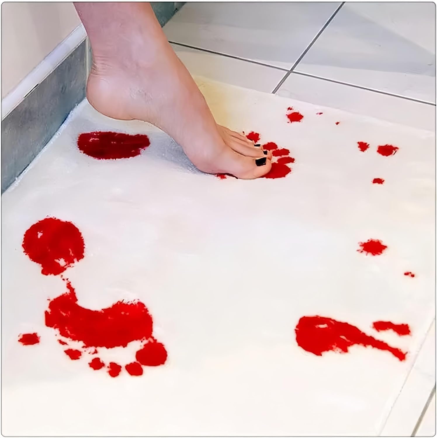 Halloween Blood Bath Mat, Bloody Footprint Bath Mat Changes Colour, Sheet Turns Red When Getting Wet, Non-Slip Bathroom Carpet Halloween Door Mat for Shower Bathroom