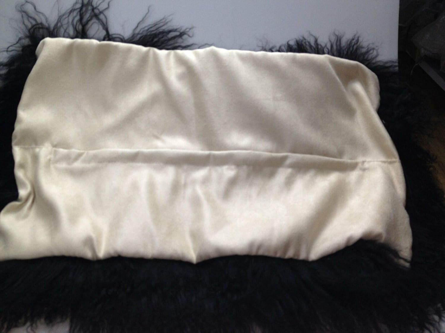 Seek4comfortable Mongolian Lamb Fur Throw Pillow Cover Real Fur Decorative Cushion Cover Pillow Case for Living Room Bedroom，12'' x 20'', Black