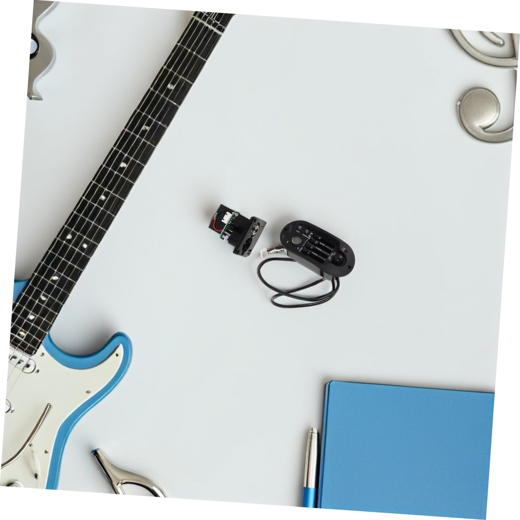 minkissy Set 1 Preamplificatore Pickup per Chitarra Acustica ed Elettrica con Equalizzatore a 4 Bande, Sintonizzatore Lcd, Plastico e Metallo, per Registrazioni e Performance Live