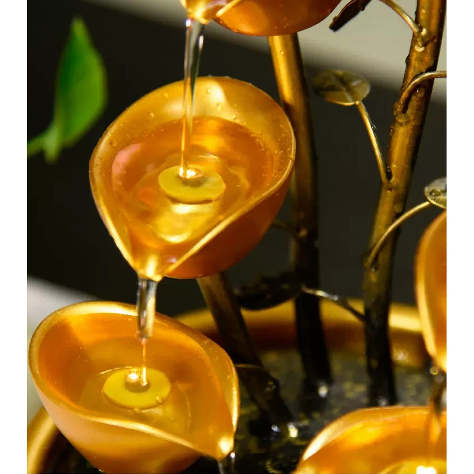 Fontana da tavolo Fontana da scrivania Fontana da scrivania con acqua corrente creativa con motivo a monete d'oro e base decorativa e fontana da tavolo con pompa Fontana da tavolo per interni(S)