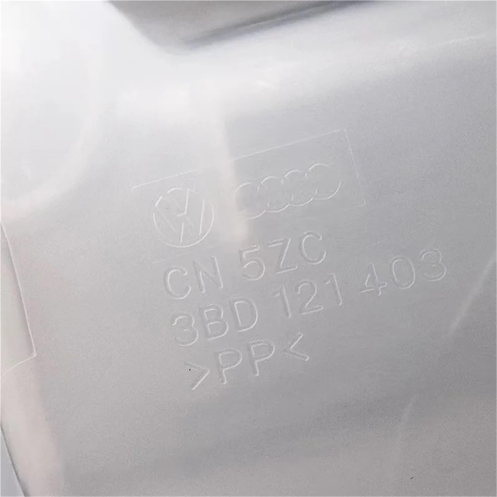 Zbiornik wyrównawczy Zbiornik wyrównawczy płynu chłodzącego i pokrywa zbiornika OEM 3BD121403 pasuje do VW Passat B5 pasuje do Audi A4 A6 1.8T V6 Zbiornik Wyrównawczy Zbiornika