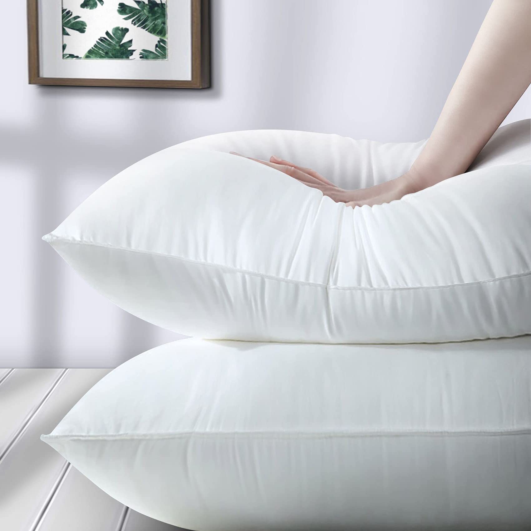 MENGT Throw Pillow Inserts 20â€? x 20 Set of 4 Ultra-Soft Hypoallergenic Square Couch Pillows with Polycotton Filling for Bed, Sofa, Sleeping, Decorating(White)