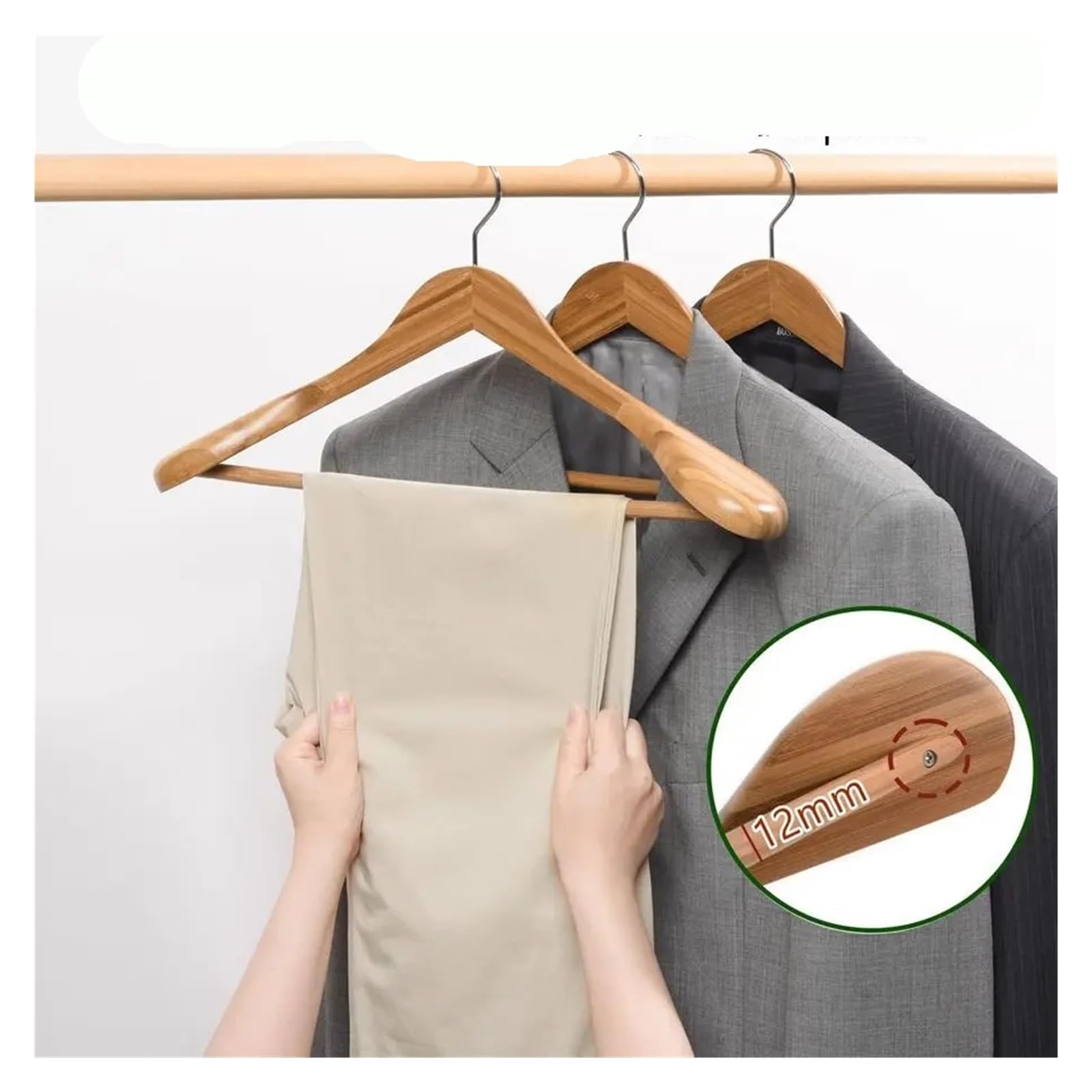 Kleiderbügel 6er-Pack natürliche Anzug-Kleiderbügel aus Holz mit breiter Schulter, Kleiderbügel Hosenstange, robuste Jacken-Kleiderbügel für Anzüge