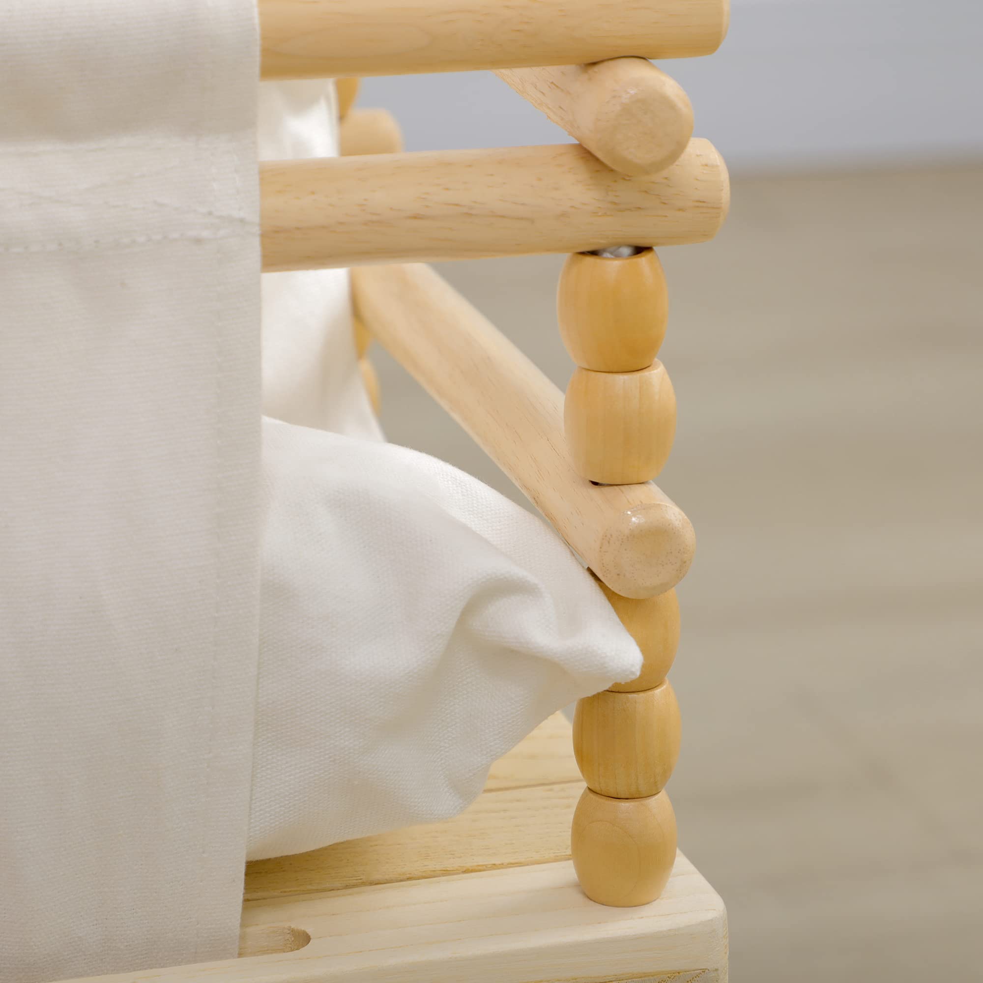 AIYAPLAY Altalena per Bambini 9-36 Mesi in Legno e Cotone per Interni ed Esterni con Corda Regolabile e Cuscino Rimovibile, 30x30x110-180 cm, Color Legno e Bianco