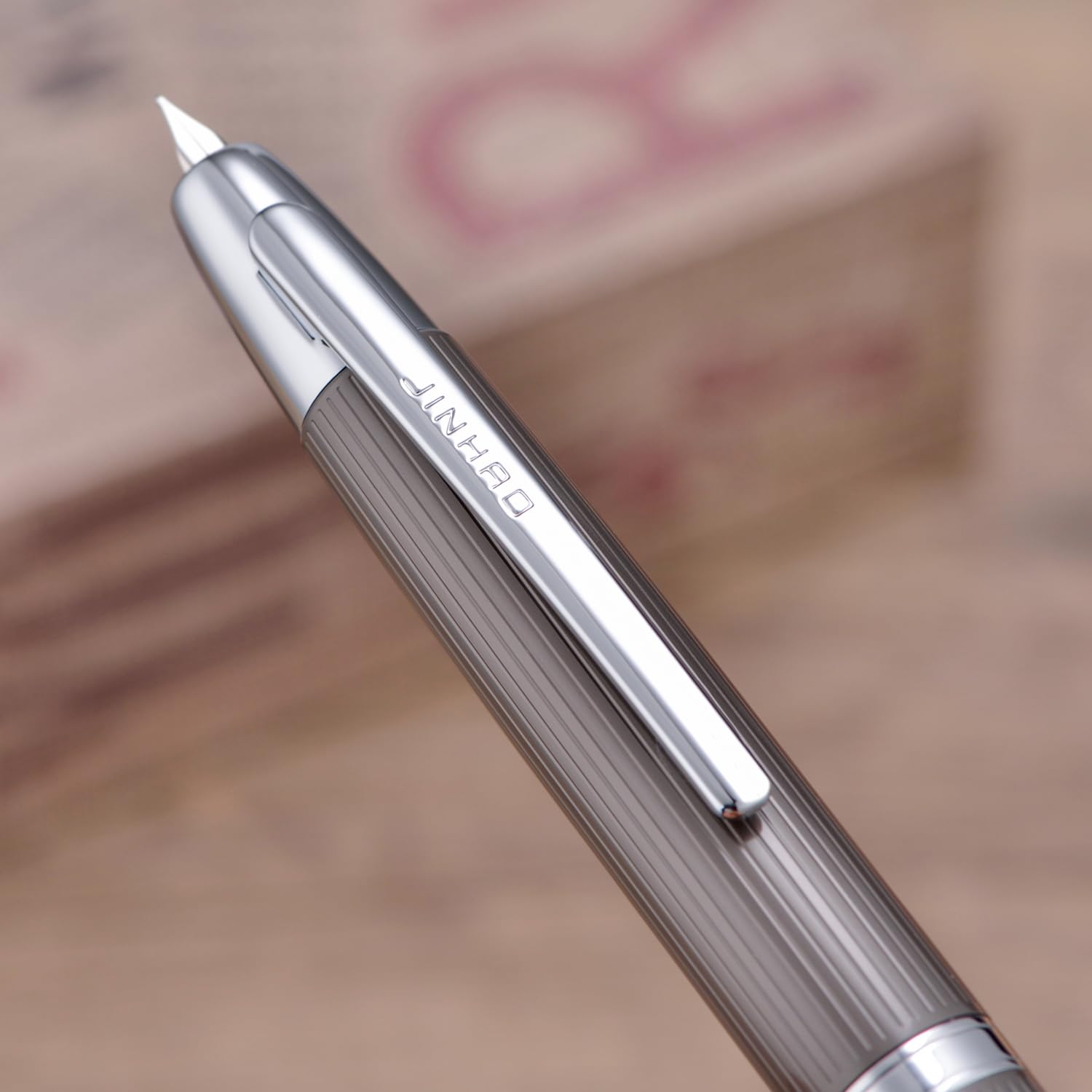 Jinhao 10 Series Press Fountain Pen Brushed Matt Gray Retractable Extra Fine Nib with Ink Converter and Metal Pen Box Set (Silver Clip Version) - Image 4