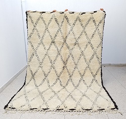 100% Authentic Vintage Beni Ourain Moroccan Ivory Rug 9'6 x