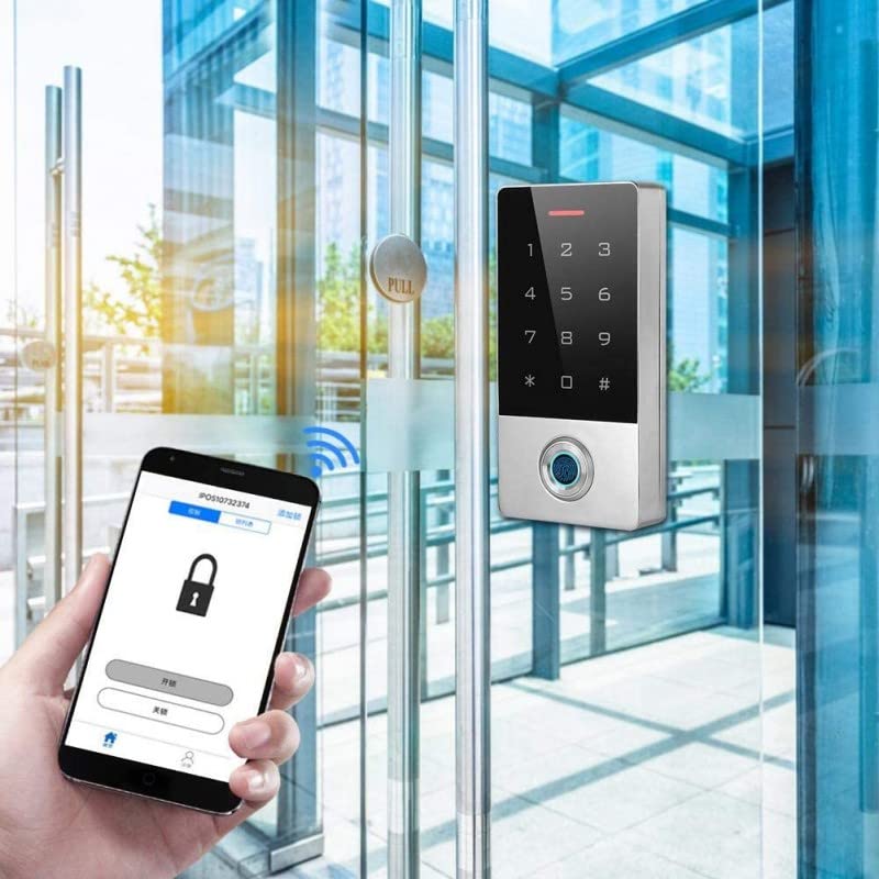 Digicode avec lecteur d'empreintes connecté et lecteur RFID
