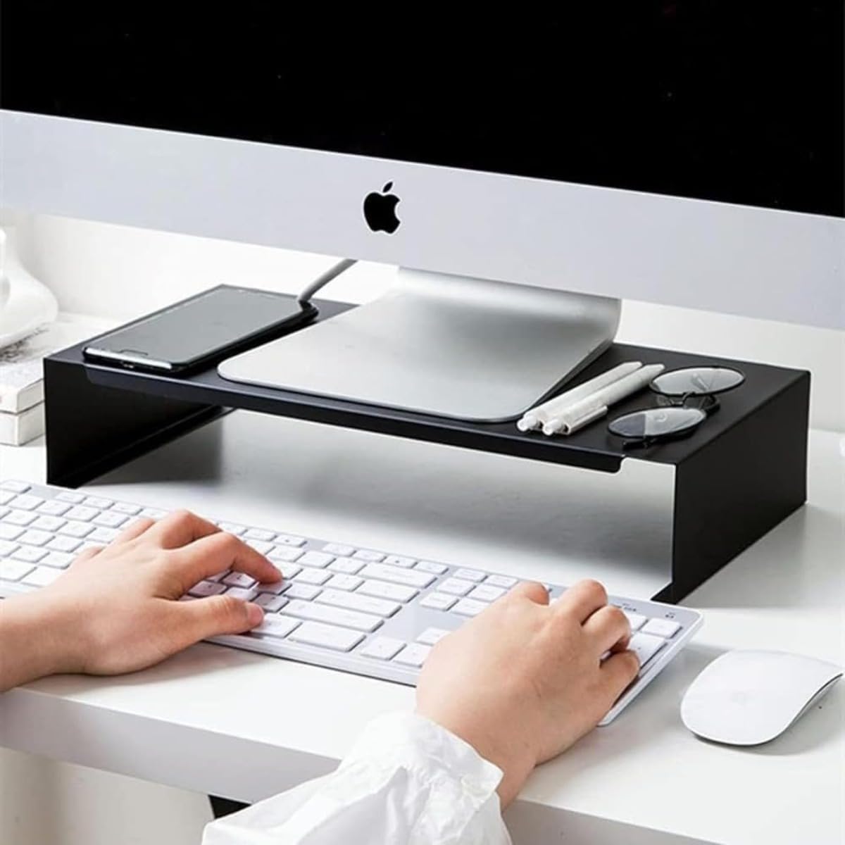 Amazon.co.jp: Quikzy 炭素鋼製モニタースタンド 組立不要 高さ 8cm 耐