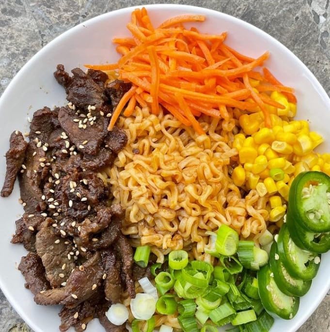 Miniatura 3 de ABC Fideos callejeros de carne picante, 12.3 onzas (paquete de 8), ramen instantáneo salteado y picante, 0.23 onzas de proteína, sin MSG, sin