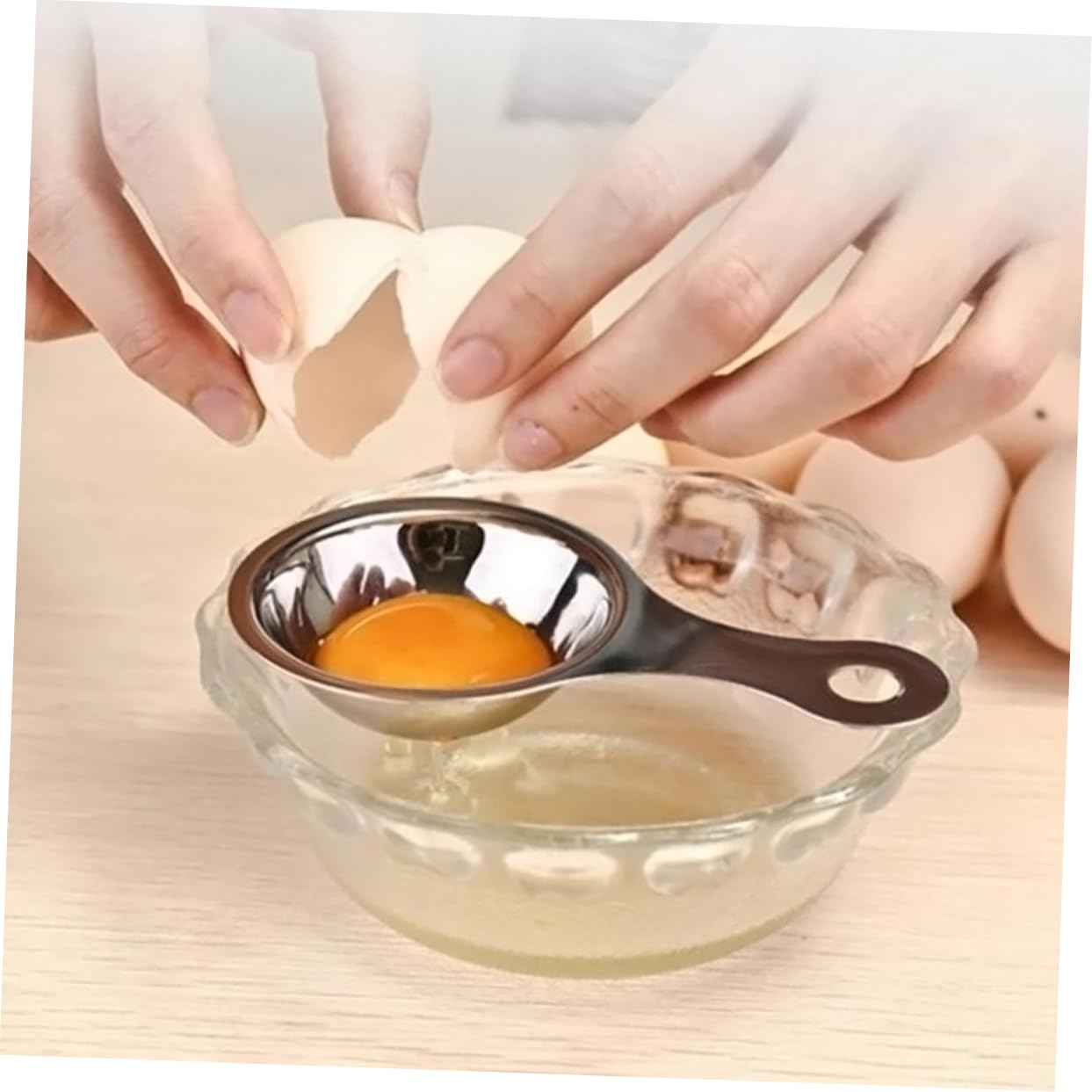 Cabilock Stainless Steel Yolk Extractor White Divider Strainer Kitchen Gadget for Cooking Baking Easy to Clean with Mirror Polished Finish for Chefs Home Cooks