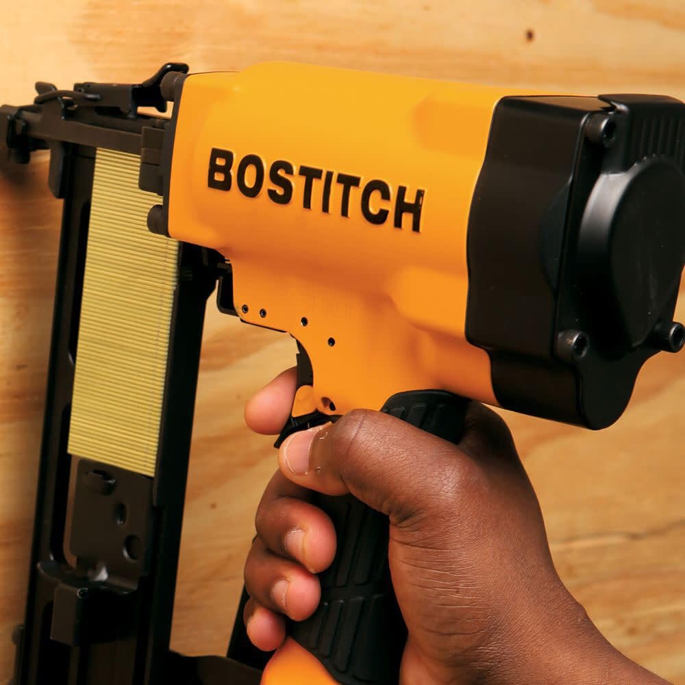 BOSTITCH 651S5 7/16-Inch by 2-Inch Stapler by BOSTITCH
