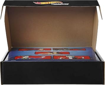 Hot Wheels Toy Cars 5-Pack, Set of 5 DC Character Cars in 1:64 Scale: Superman, Batman, Wonder Woman, The Joker GT & Harley Quinn