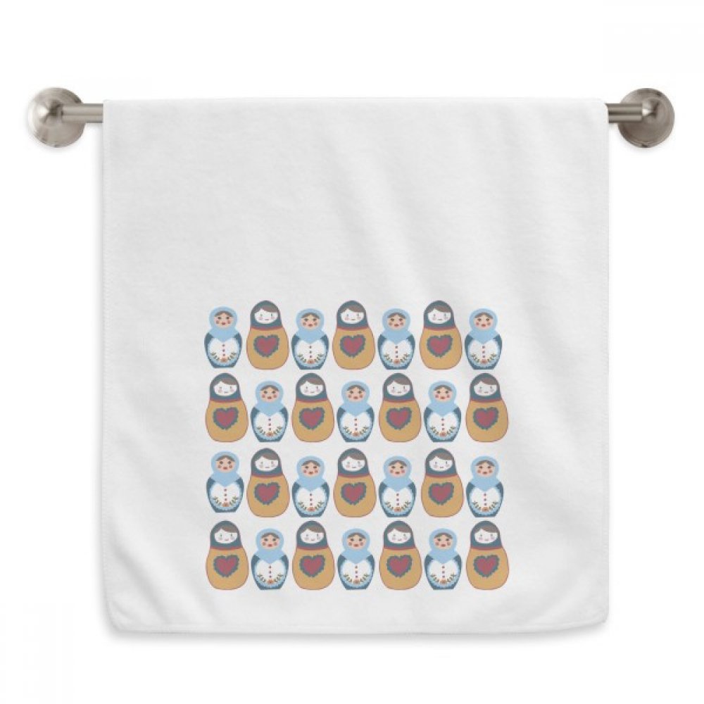 Serviettes moelleuses matriochka blanche en tissu absorbant