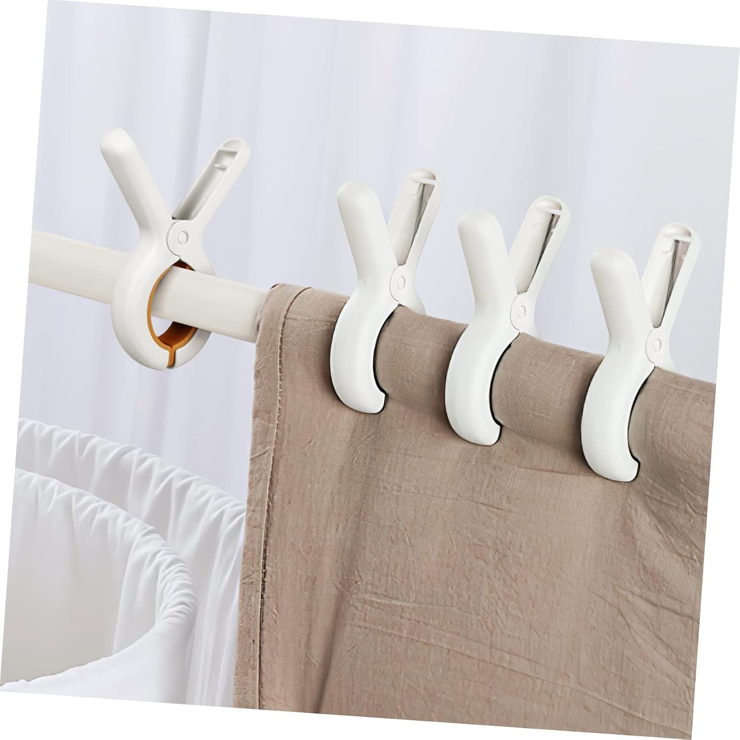 PRETYZOOM 18Pcs Windproof Laundry Clips Heavy Duty Plastic Clothes Pins for Drying Clothes Beach Towel Clamps Sturdy Design for Hanging Laundry and Photos
