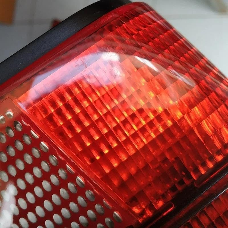 Troisième feu stop BMW E34 résout les problèmes de contrôle technique
