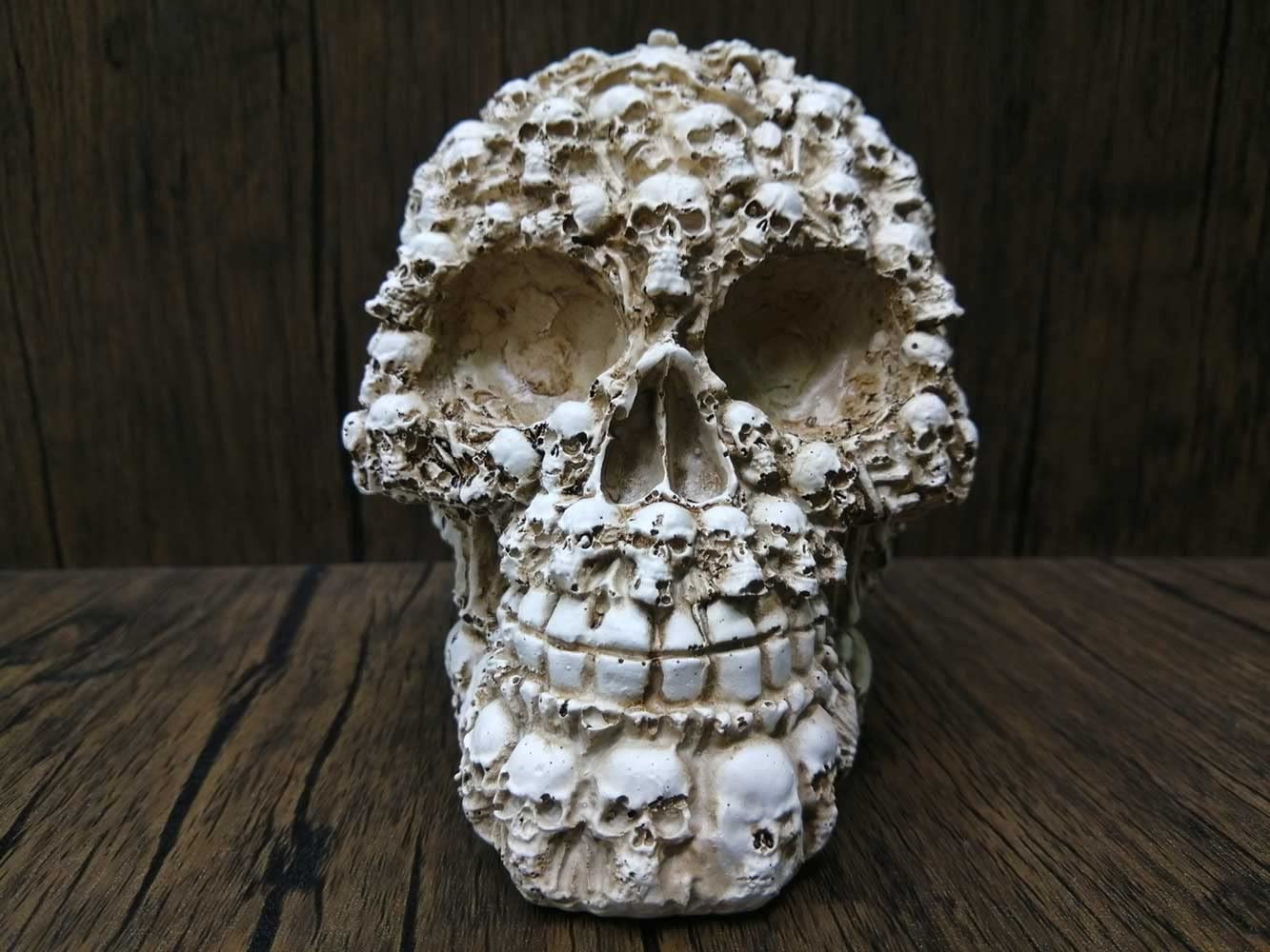 Big Creative Human Skull Decor Statues for Home Aquarium Ossuary Macabre Skull Skeleton Head Sculptures Figurines Halloween Decor with Carved Irregularity Many Mini Skull Molds for Day of The Dead
