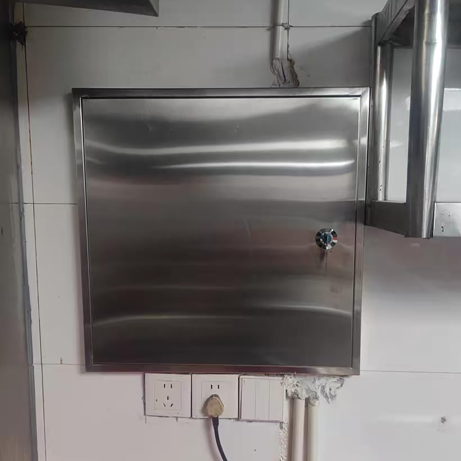 Trappe de visite murale pour plomberie et cuisine en cloison sèche avec serrure 500x350mm