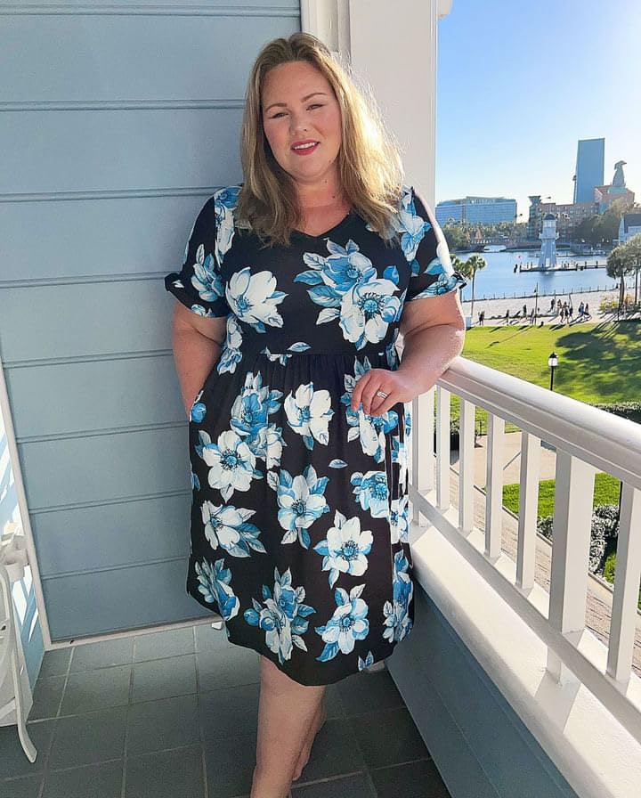 Image of RITERA Plus Size Dresses for Curvy Women Summer Spring Womens Dress V Neck Short Sleeve Casual Dress with Pockets XL-5XL