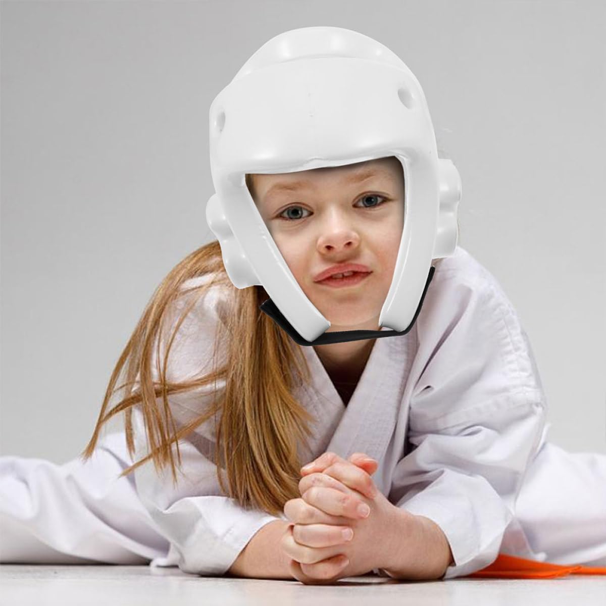 Casco Protettivo da Combattimento Taekwondo in Pu Bianco | Regolabile, Design Ergonomico, Traspirante e Sicuro, Adatto a Esercizio e Sparring per Molte Persone