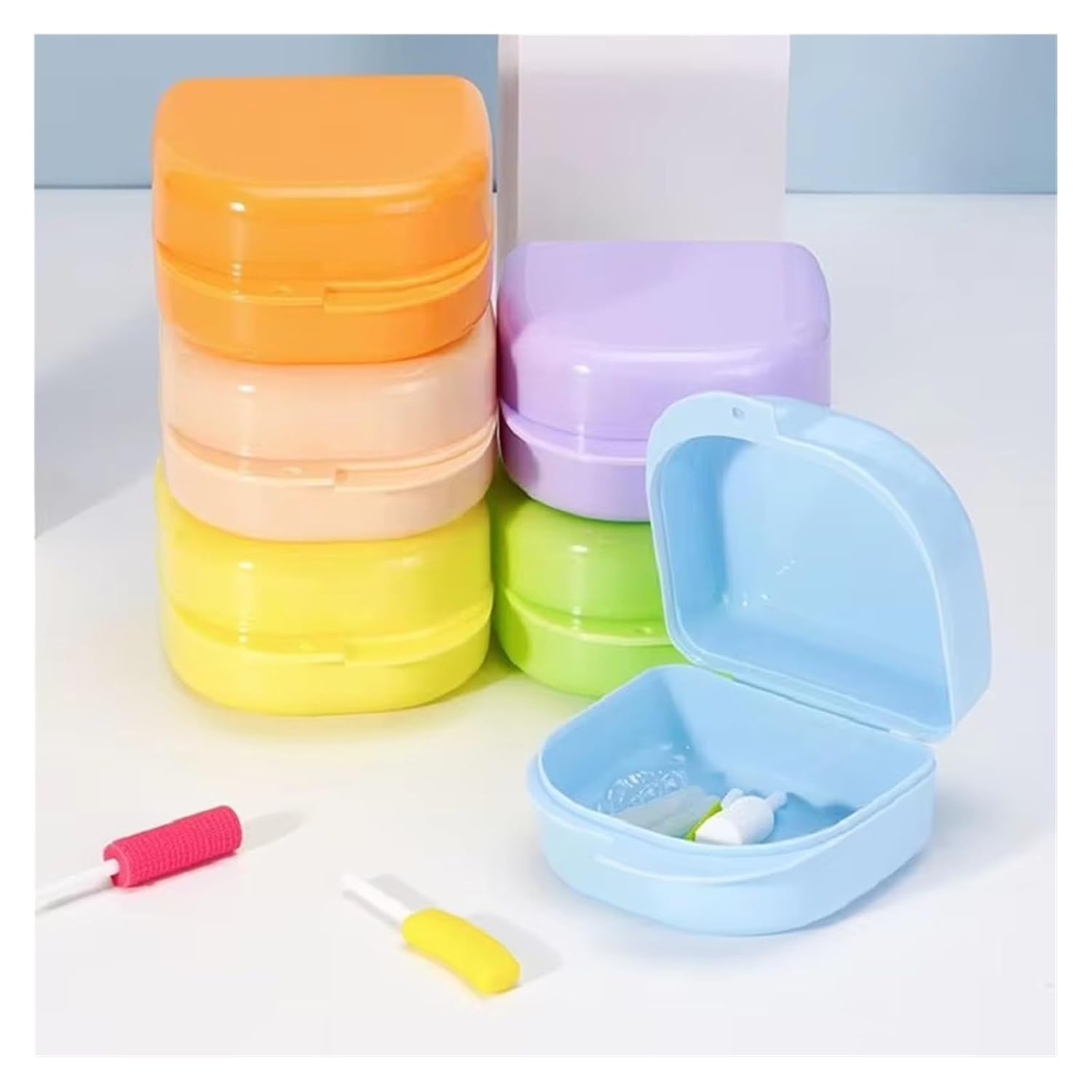Denture Retainer Mouth Guard Case Denture Storage Box With Vent Holes Case(Flesh-colored)