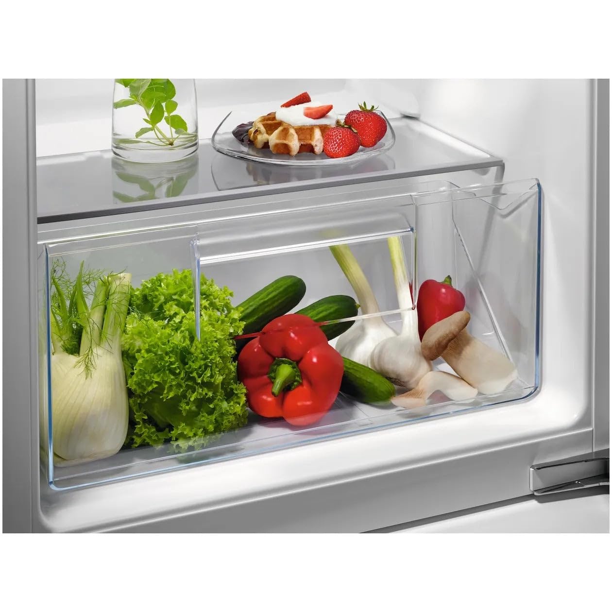 AEG Frigorifero da incasso 88 cm senza congelatore, serie 5000 OptiSpace: 3 ripiani in vetro regolabili, ampio vano frigorifero (142L), illuminazione LED, controllo meccanico, tecnologia porta a