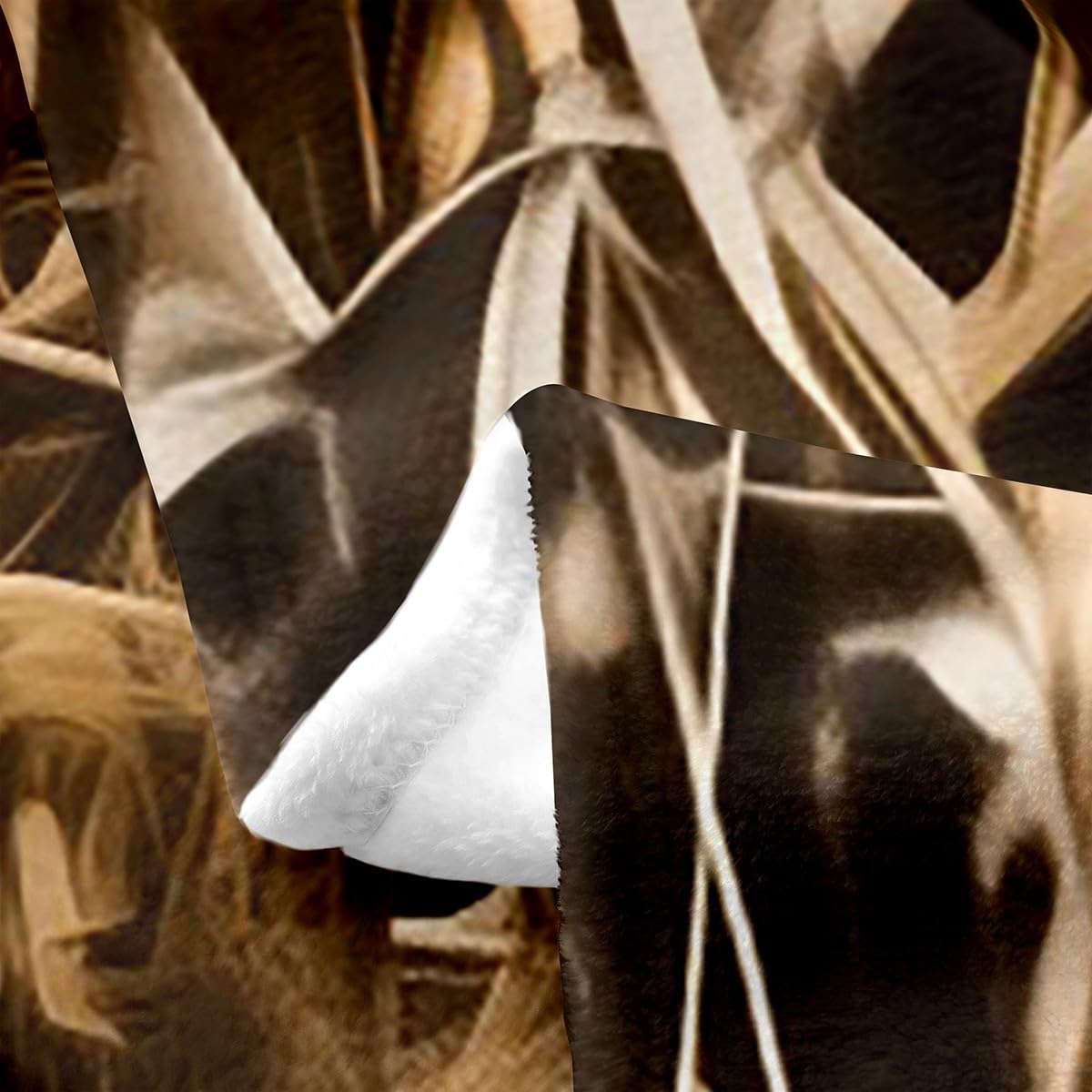 Feelyou Camouflage Flannel Fleece Throw Blanket for Hunters Cabin or Rustic Lodge All Season Bed Blanket 40"x50" The Woods Camouflage Fuzzy Blanket Comfort Natural Plush Blanket - Image 5