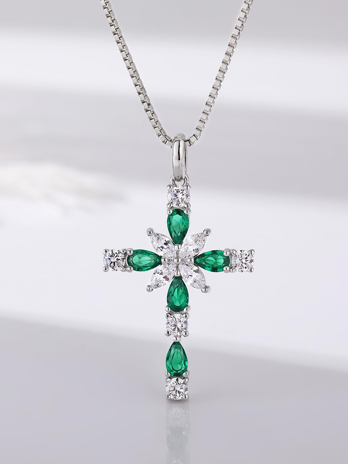 Collana da donna con ciondolo a forma di cuore, in argento Sterling 925, con pietra portafortuna