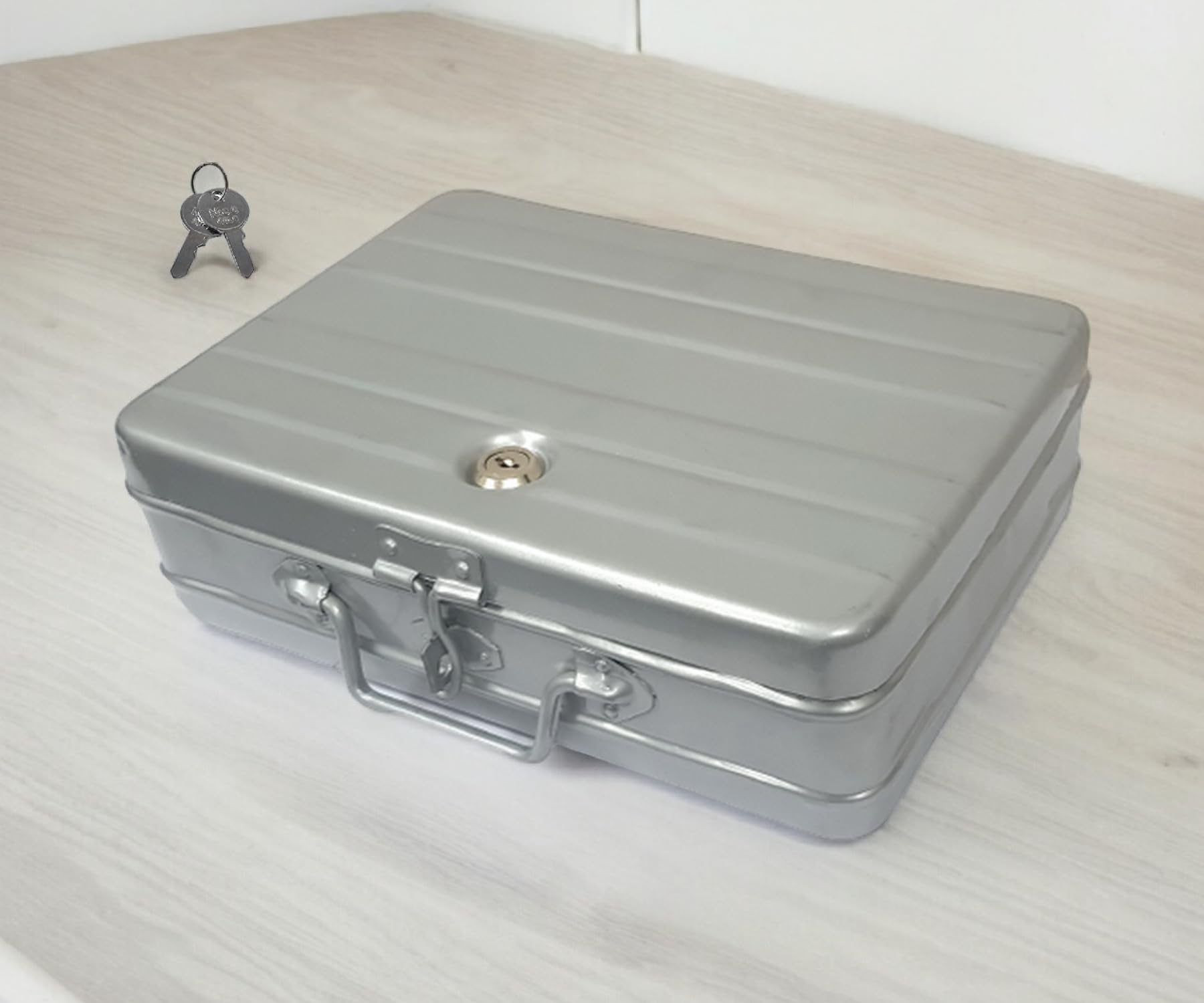 JAYCO Aluminium Cash/Jewellery Storage Box/Trunk - 12" Medium Size (30 cm x 21 cm x 10 cm, Silver) (B075QDHTKN) Amazon Price History, Amazon Price Tracker