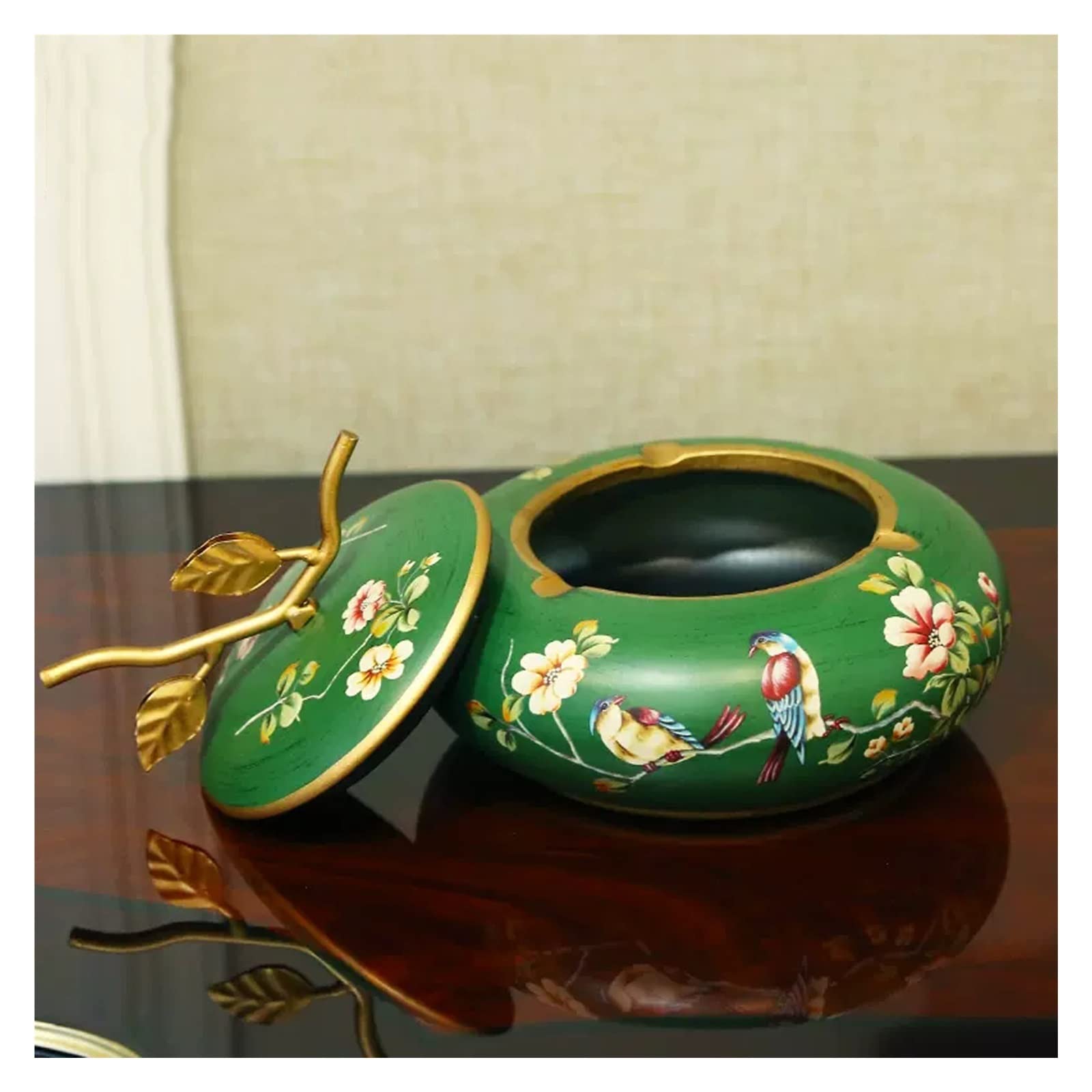 Sdgeryeeg Green Ashtray， Hand Painted Ceramic Ash Tray, Windproof Smoking Anti Fly Cigarette Ashtray For Home Living Room(Green)