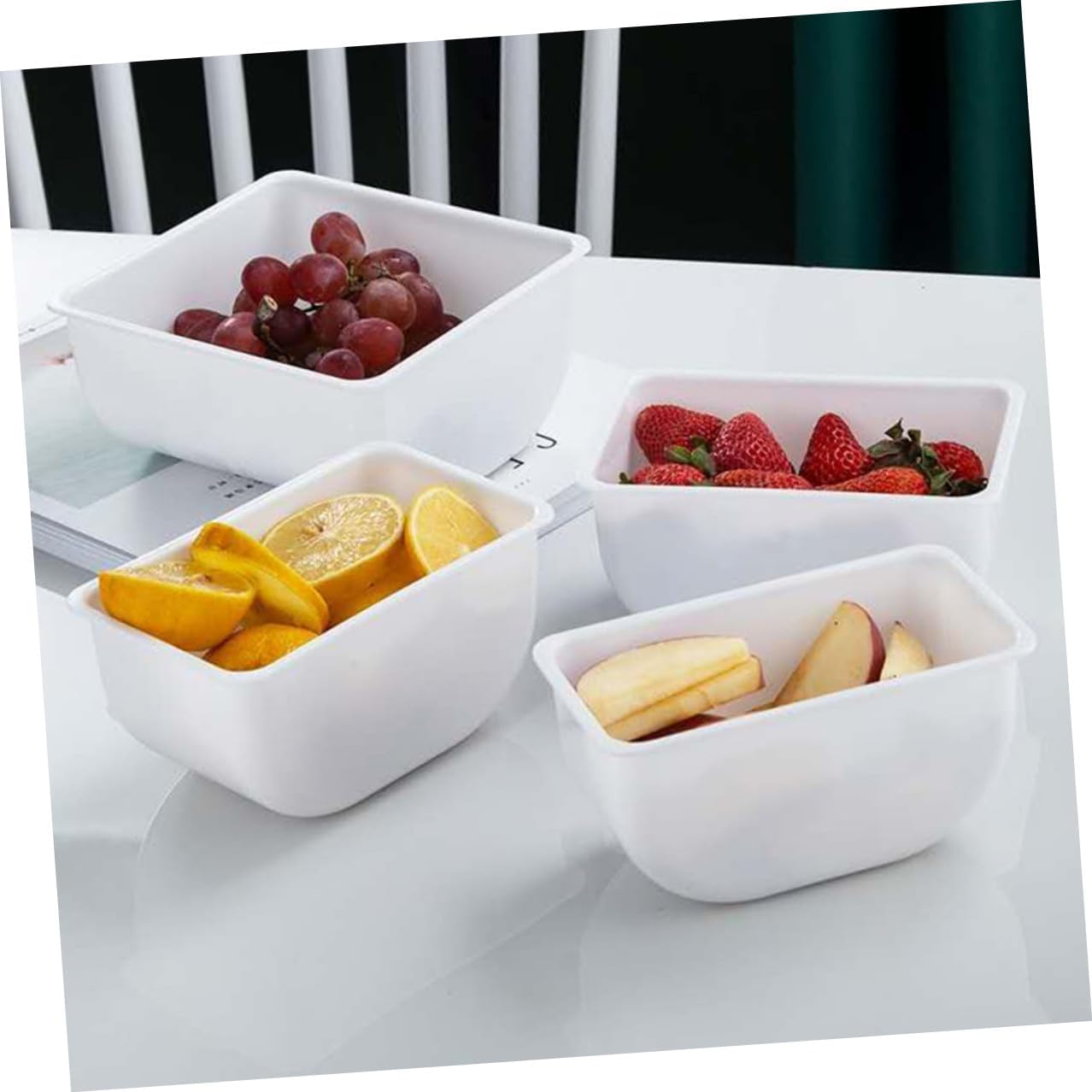 TOYANDONA Divided Plastic Fruit Storage Box 4-compartment Food Sealing Container Freshness Keeping for Kitchen and Bar Use