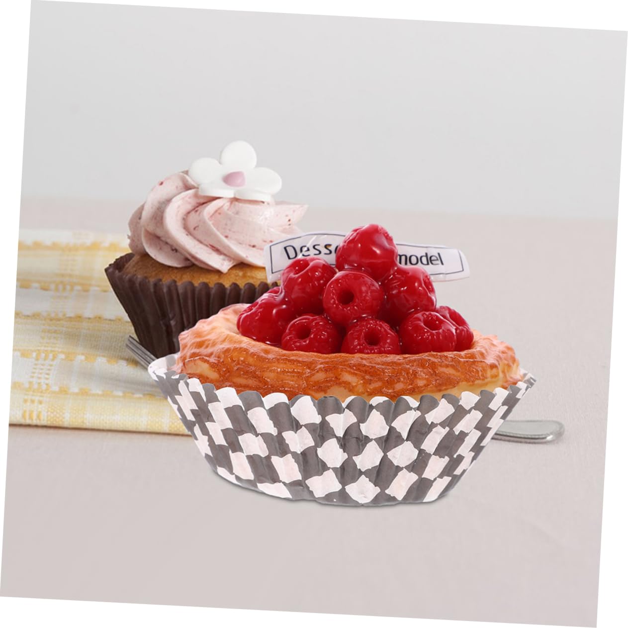 Cabilock 5 Juegos Bandeja De Pastel A Cuadros En Y Tazas De Magdalenas Moldes Para Muffins Moldes Para Pequeños Soportes Para Papel 200 Uds * 5