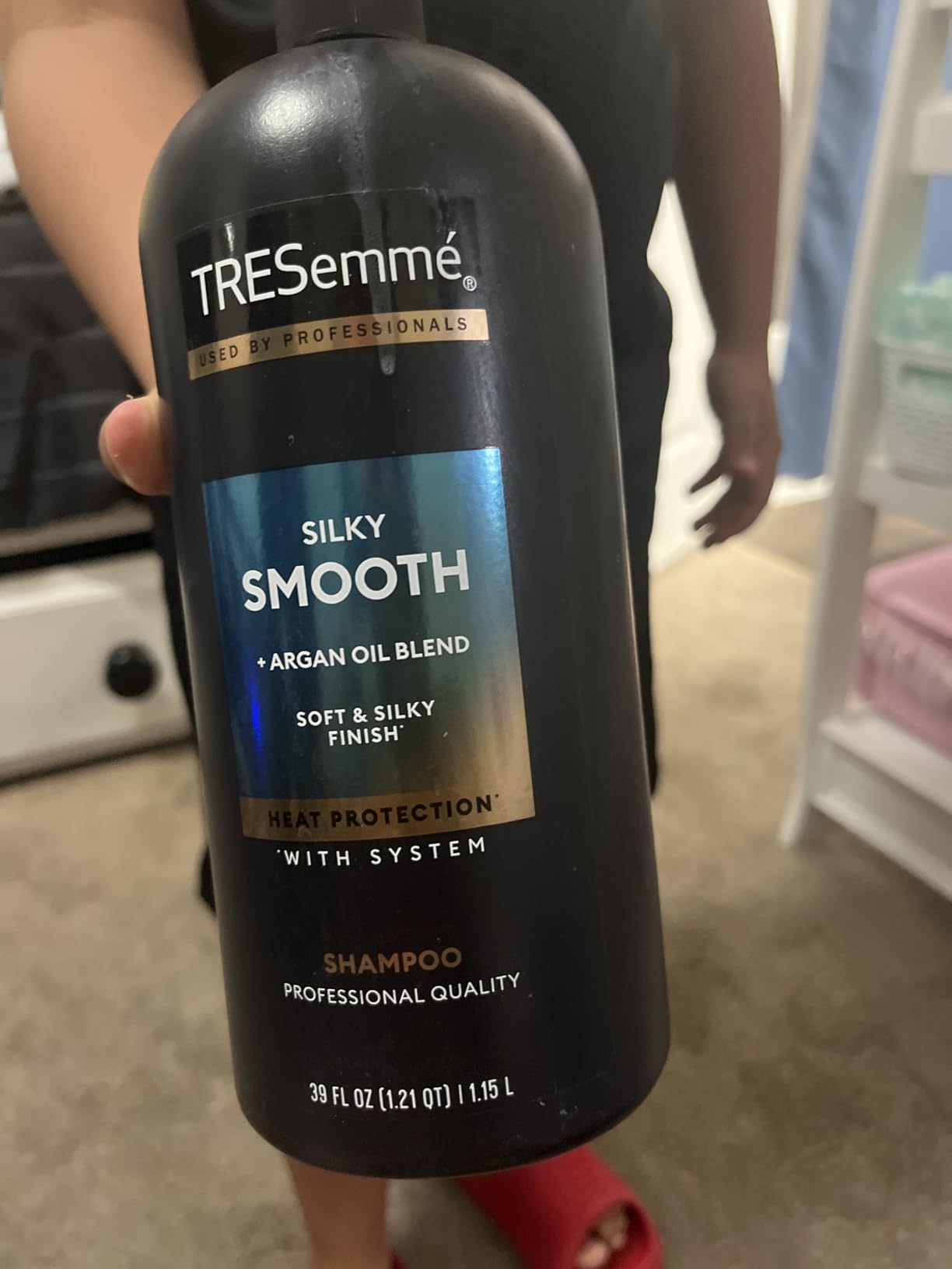 AmazonUs/UNDA7 TRESemmé Smooth and Silky Conditioner with Pump, 39 oz