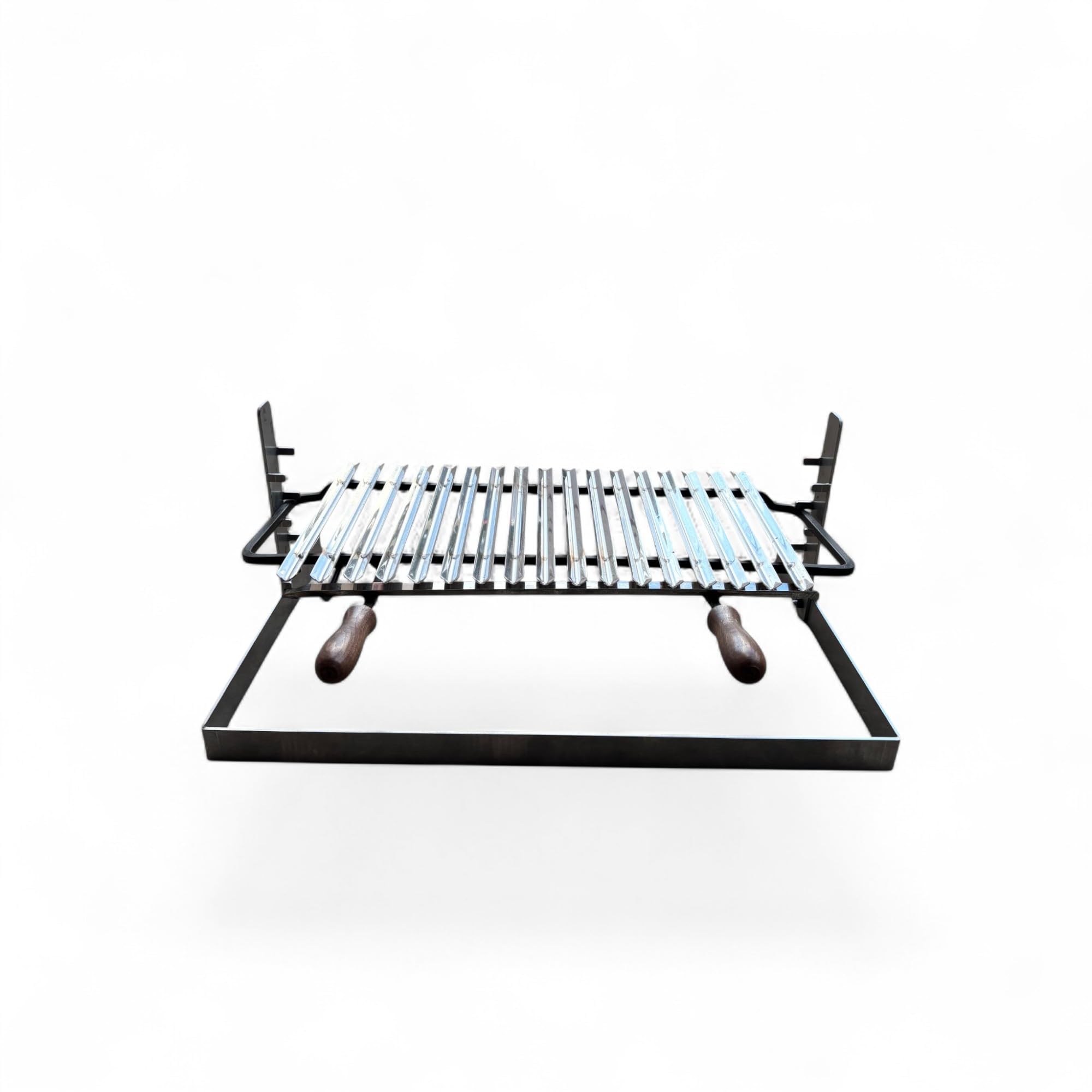 Griglia per Barbecue in Acciaio Inox, Sistema Scolagrassi, Manici in Legno, Base in Ferro Regolabile su 3 Altezze 70x45cm, Superficie di Cottura 54cm