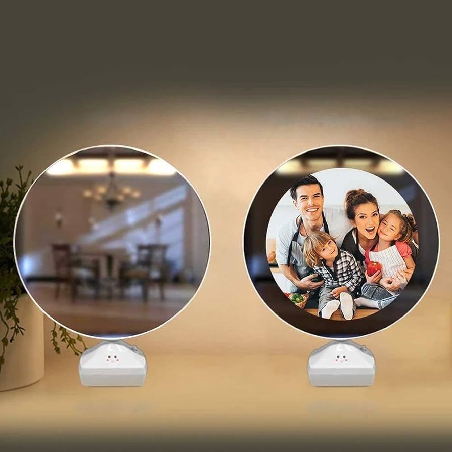 Amazon.com: VEELU Espejo de maquillaje con luces, espejo mágico personalizado con marco de fotos LED, regalo creativo para su novia, Navidad, Año Nuevo, cumpleaños, día de San Valentín : Belleza y Cuidado