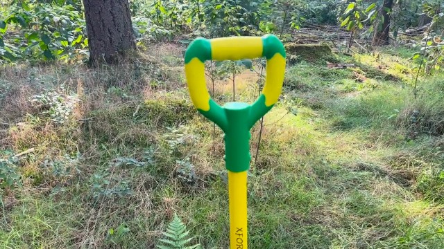 Pala De Jardín Con Sierra De Raíces Xforst SZ-3 - 114 Cm, Acero Al Carbono Y Mango De Fibra De Vidrio