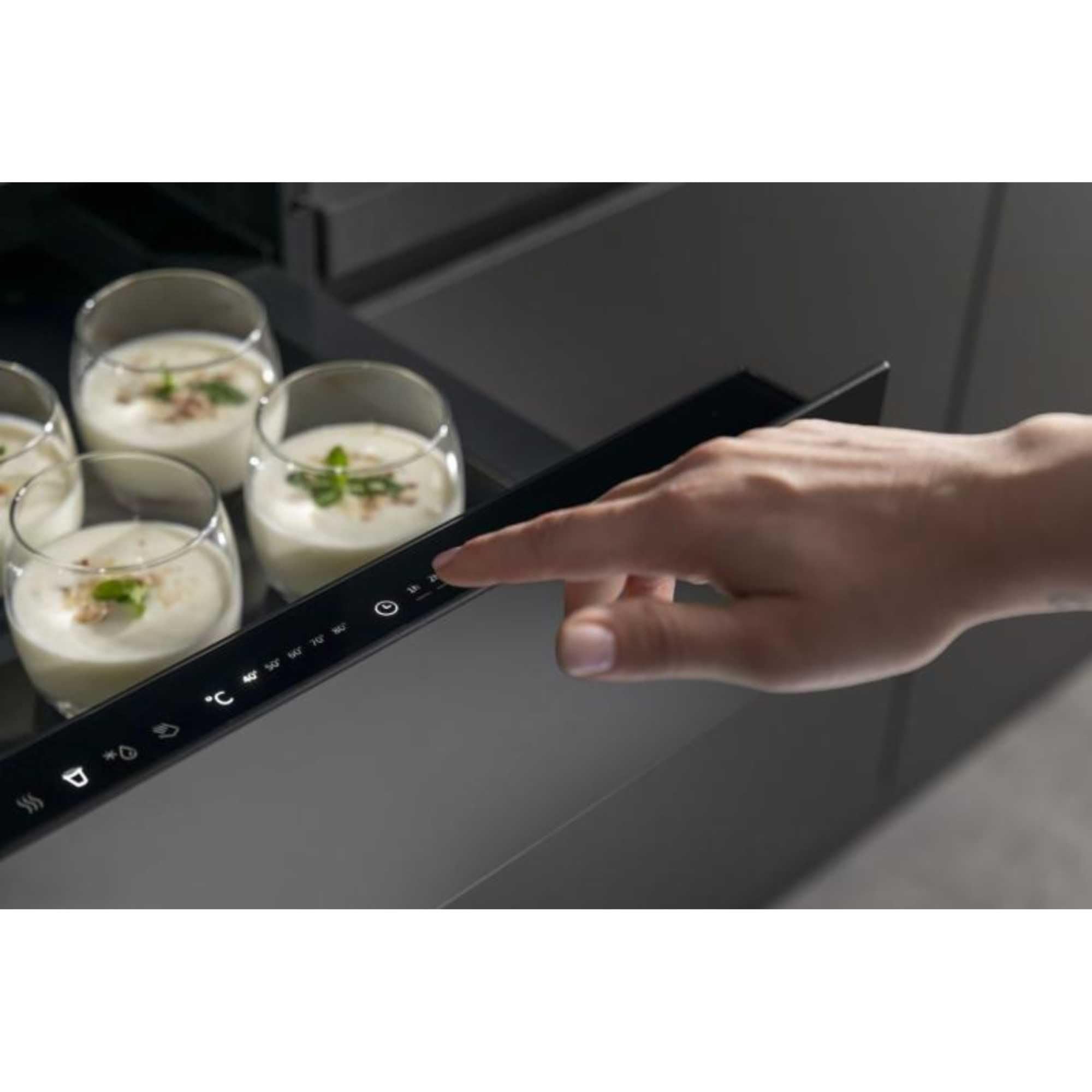 Hisense WDH14BG 20L Warming Drawer - Black — view 4