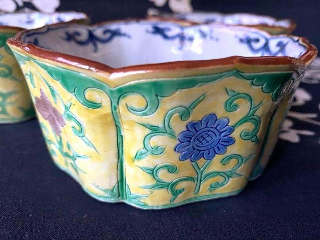 京焼 清水焼 加藤雲泉 黄南京 草花彫輪花六角向付 花唐草 六角鉢 三客