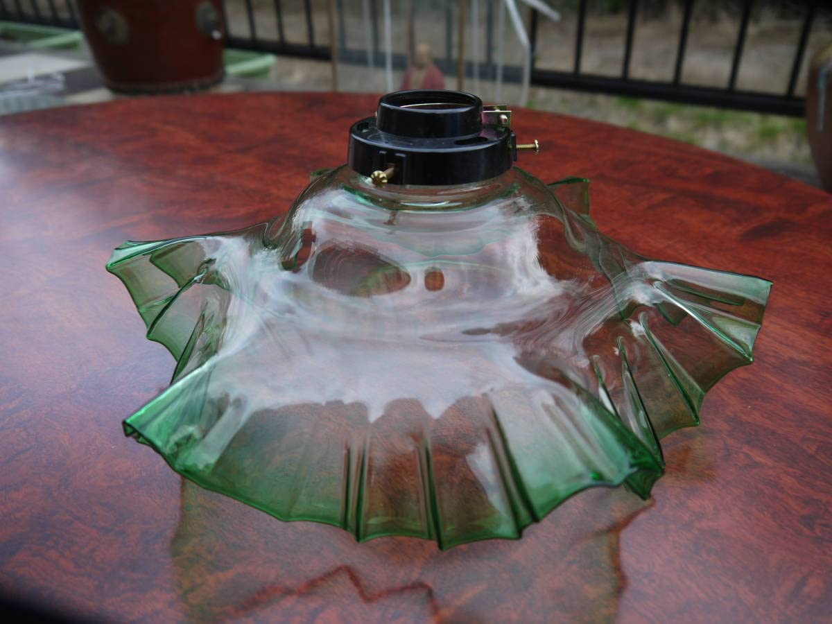 Amazon.co.jp: フリル電笠 ガラス電傘 ランプシェード 電笠 緑縁