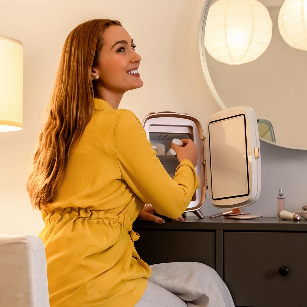 Cecotec Mini-réfrigérateur de cosmétiques