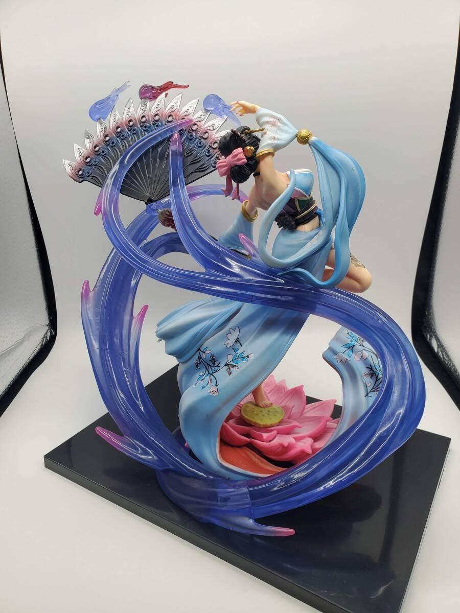 ニコ・ロビン（おロビ）ガレージキットフィギュア ニコ・ロビン（おロビ）ガレージキットフィギュア - メルカリ