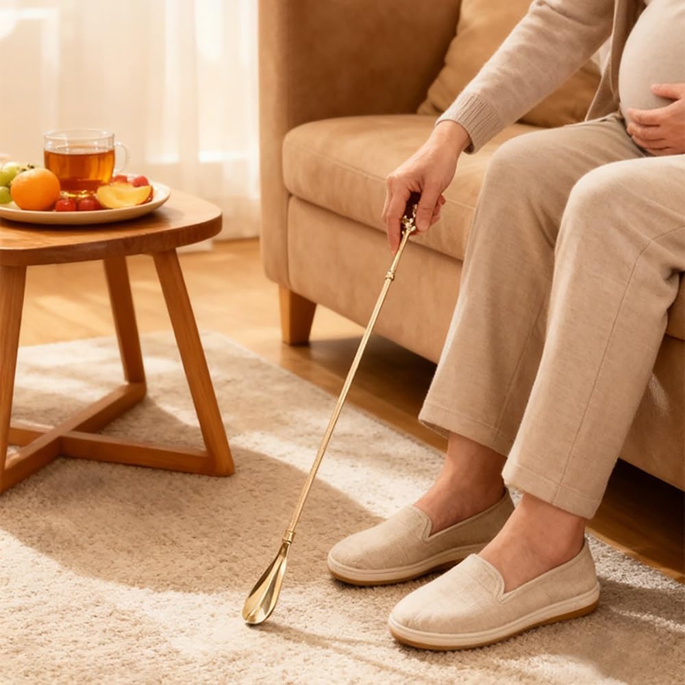 Calzador de Mango Largo, Cuchara Para Zapatos Calzador De Latón 47 Cm Con Mango Largo, Creativo For Personas Mayores, Herramienta Regalo For La Entrada Del Hogar Portátil Para uso en Viajes(57 cm)