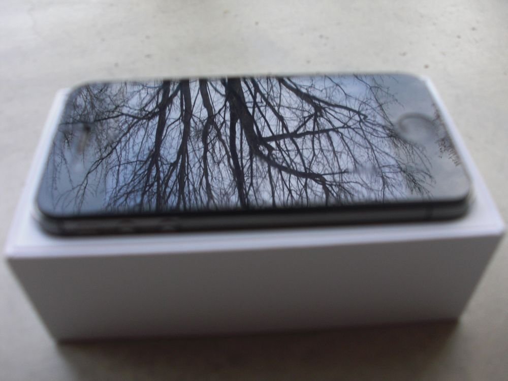 Apple iPhone 4 32GB (Black) - Verizon : Amazon.in: Electronics