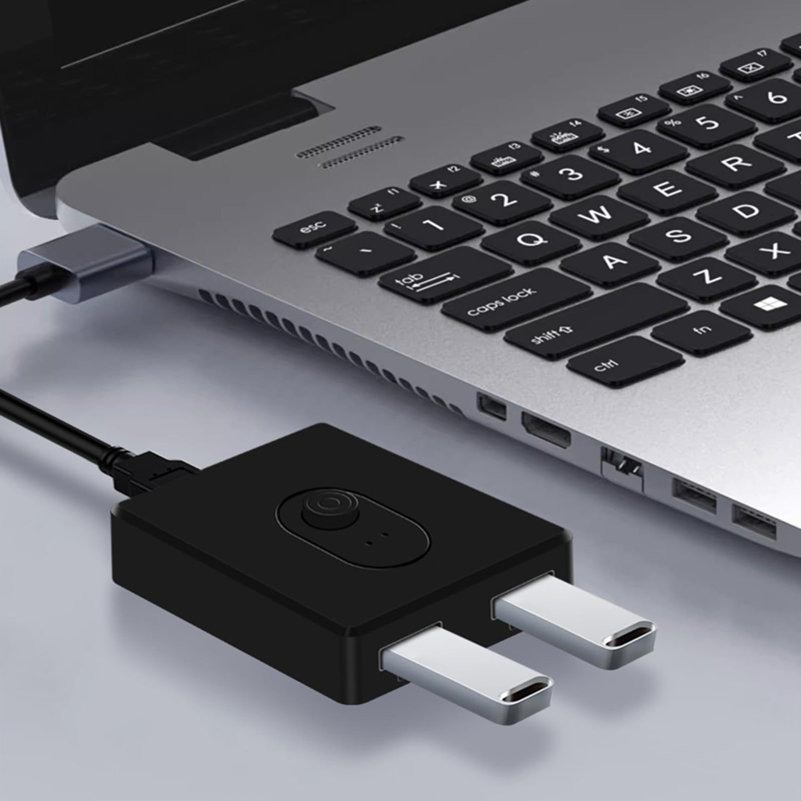 Przełącznik USB 3.0, dwukierunkowy 2 PC przełącznik 2 wejścia 1 wyjście (1 wejście 2 wyjścia), przełącznik KVM dla PC, drukarki, skanera, klawiatury, 2 komputery dzielą się 1 urządzeniem