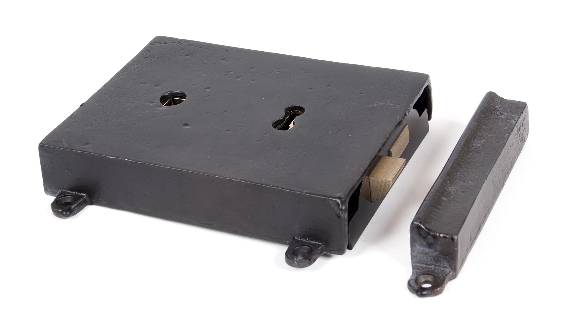 From The Anvil 33180 Beeswax Rim Lock & Cast Iron Cover